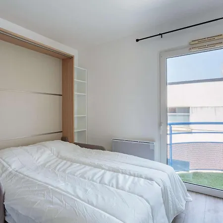 Refait A Neuf A Anglet, Proche Commerces & Plages, Avec Balcon Et Parking Gratuit - Fr-1-3-594 *